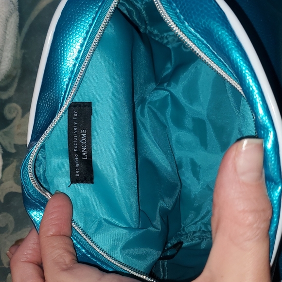 Brand new 2 piece blue lancome make up bag - Picture 3 of 11